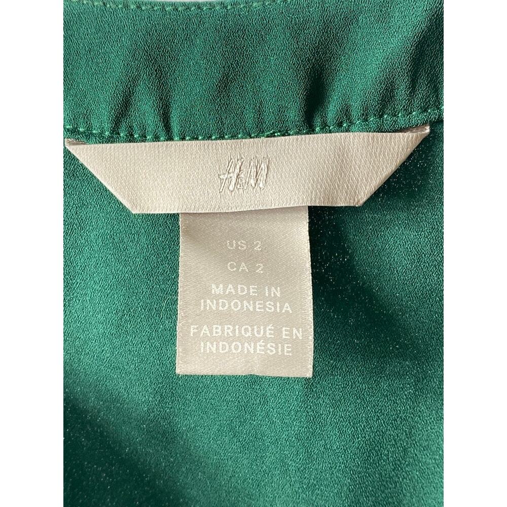 H&M Women's Forest Green V-Neck Semi-Sheer Round-Hem Mini Dress SZ 2 - Picture 9 of 11